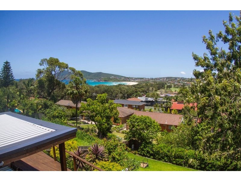 12 Marine Drive, Forster NSW 2428