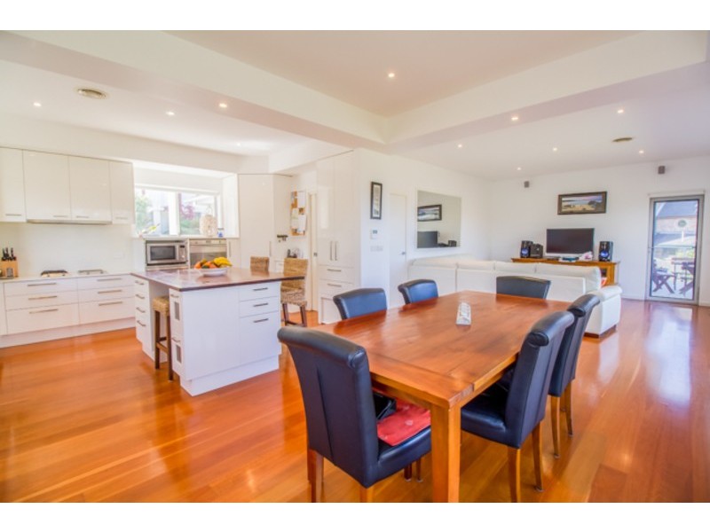 12 Marine Drive, Forster NSW 2428