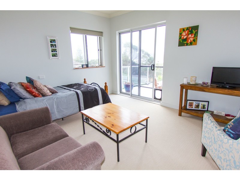 12 Marine Drive, Forster NSW 2428