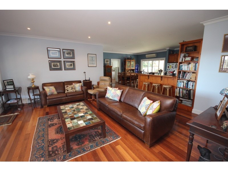 15 Vincent Close, Diamond Beach NSW 2430