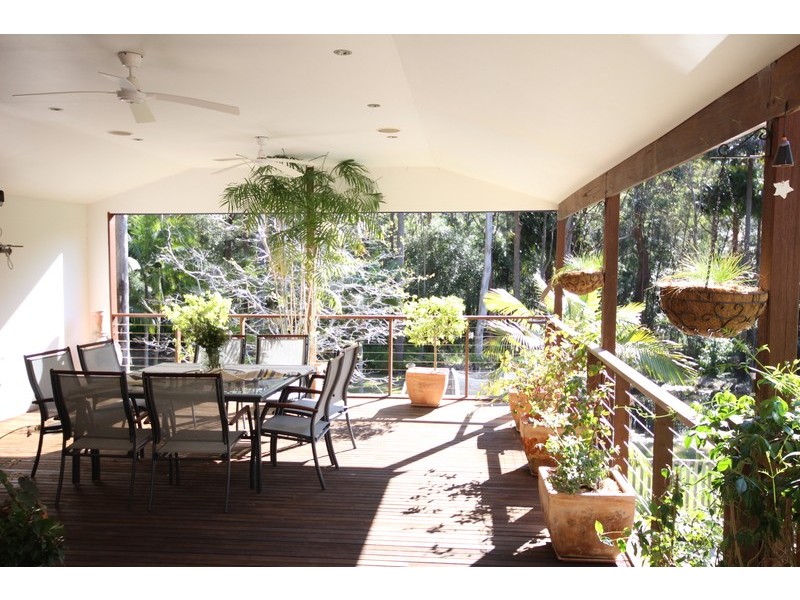 6 Palm Close, Pacific Palms NSW 2428