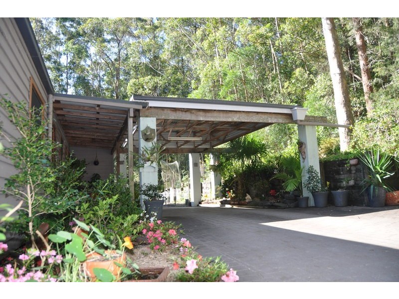 6 Palm Close, Pacific Palms NSW 2428
