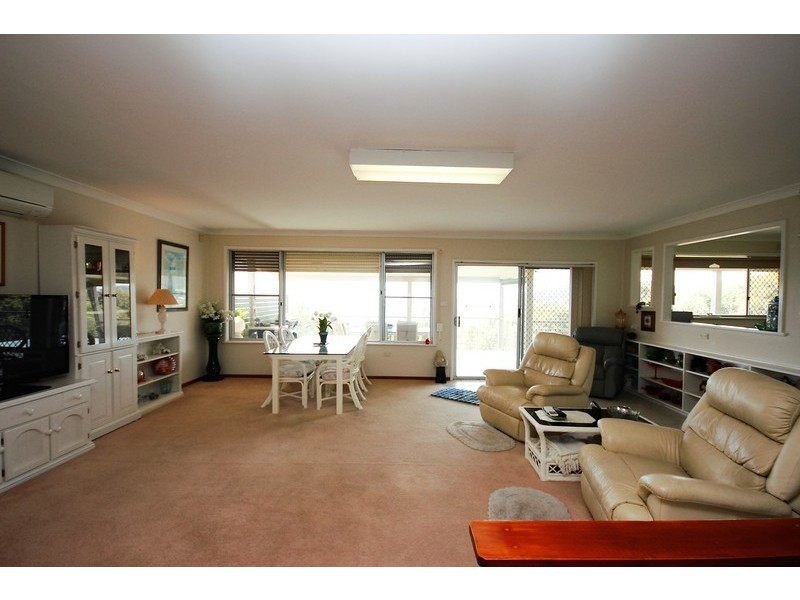 44 Becker Road, Forster NSW 2428