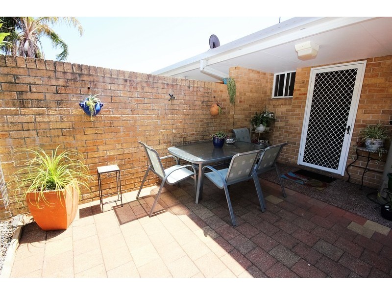 2/92 Goldens Road, Forster NSW 2428