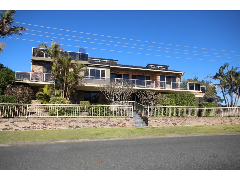 69 Burgess Road, Forster NSW 2428