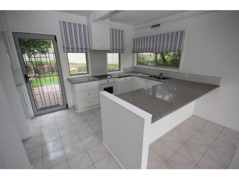 7 Seabreeze Parade, Green Point NSW 2428