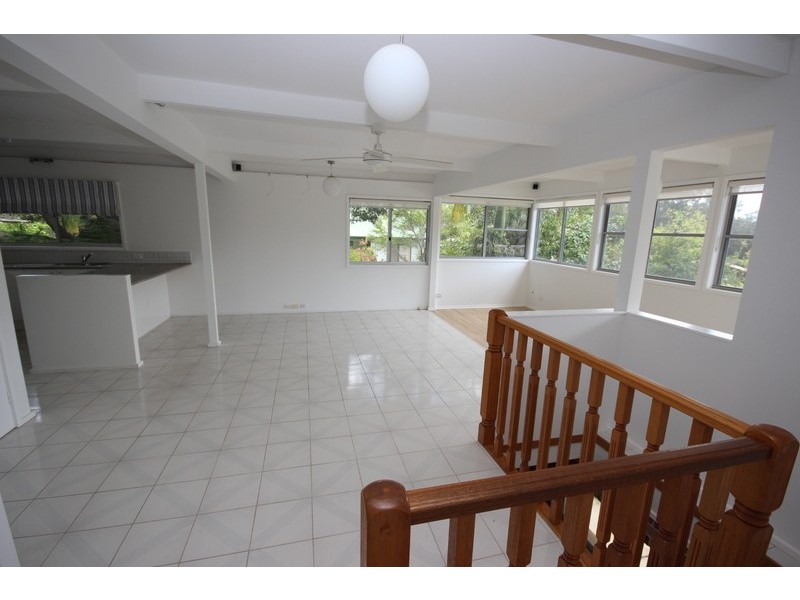 7 Seabreeze Parade, Green Point NSW 2428