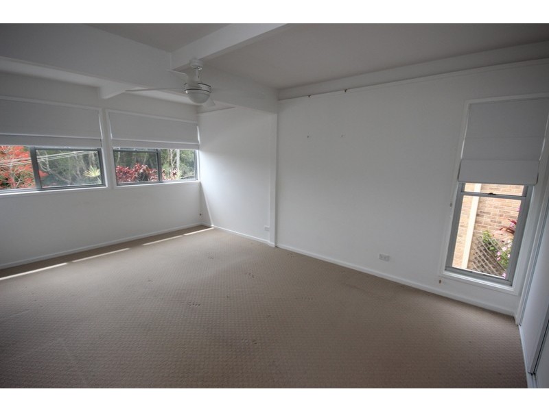 7 Seabreeze Parade, Green Point NSW 2428