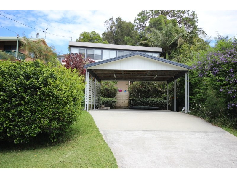 7 Seabreeze Parade, Green Point NSW 2428