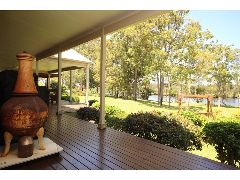 2 Riverview Place, Forster NSW 2428