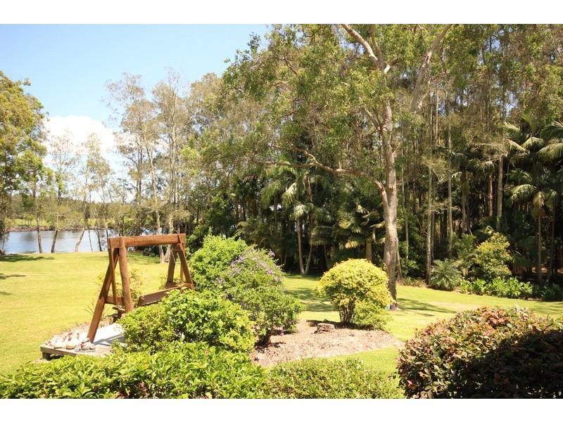 2 Riverview Place, Forster NSW 2428