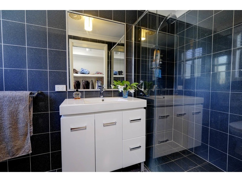 84 Lakeview Crescent, Forster NSW 2428