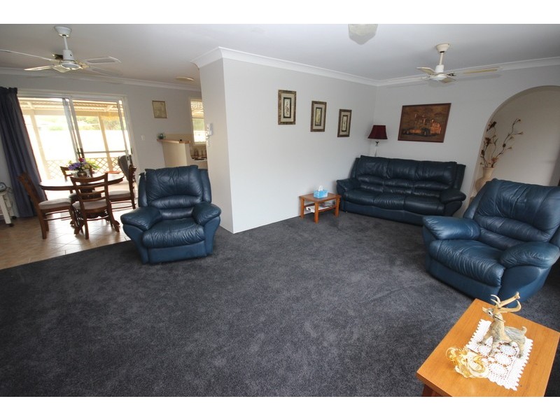 27  Goldens Road, Forster NSW 2428