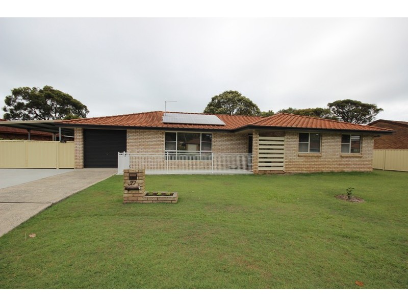 27  Goldens Road, Forster NSW 2428