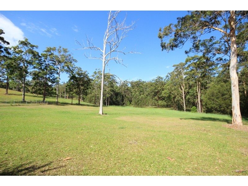 323 Blackhead Road, Hallidays Point NSW 2430