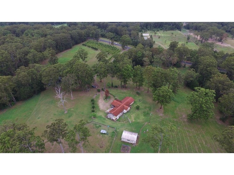 323 Blackhead Road, Hallidays Point NSW 2430