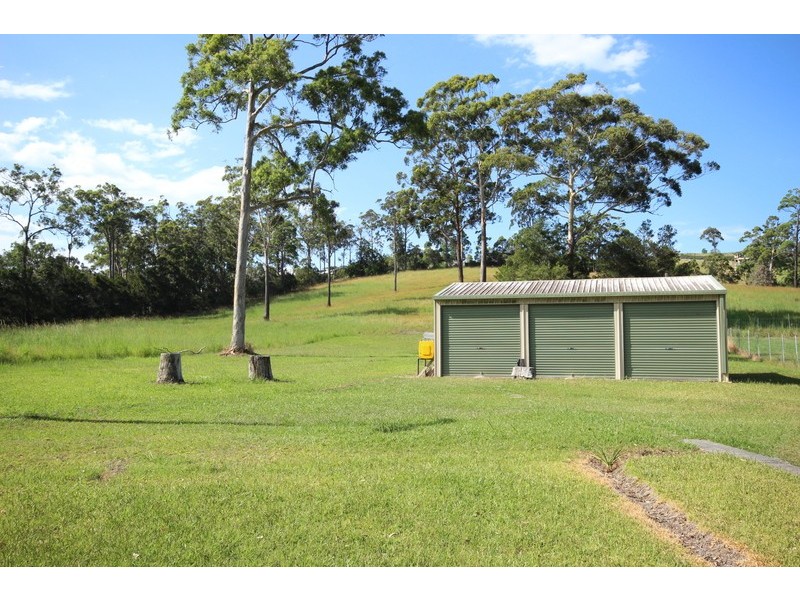 323 Blackhead Road, Hallidays Point NSW 2430