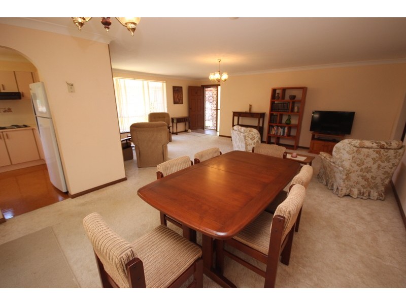 2/6 Woodward Place, Tuncurry NSW 2428