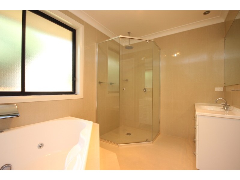 17 Pioneer Drive, Forster NSW 2428