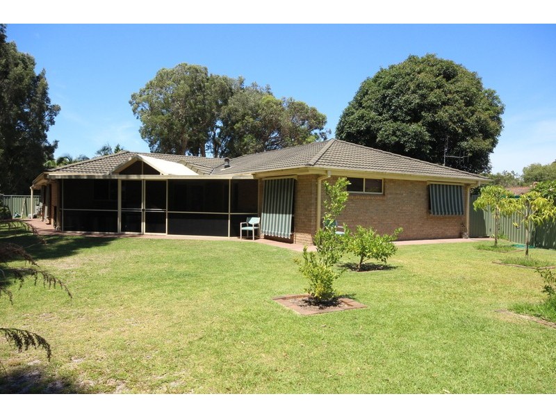 20 Goldens Road, Forster NSW 2428