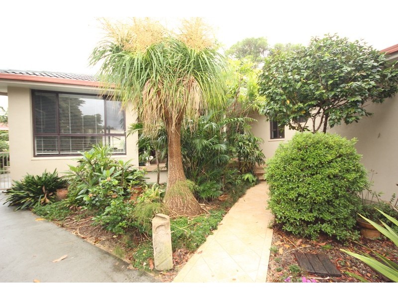 4 Minnibah Circuit, Forster NSW 2428