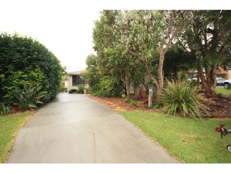 4 Minnibah Circuit, Forster NSW 2428