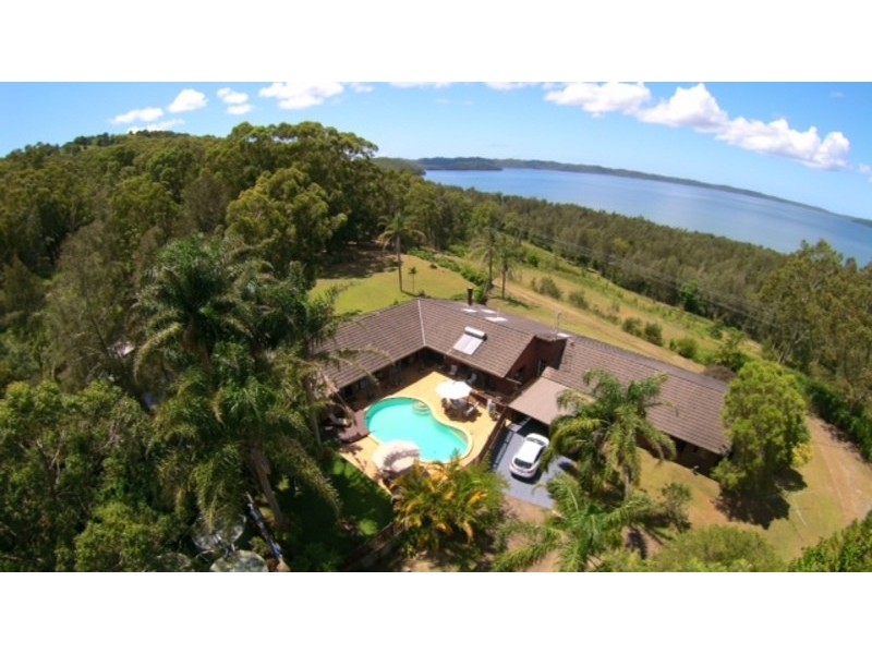 2375 The Lakes Way, Bungwahl NSW 2423