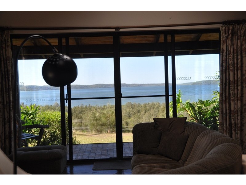 2375 The Lakes Way, Bungwahl NSW 2423