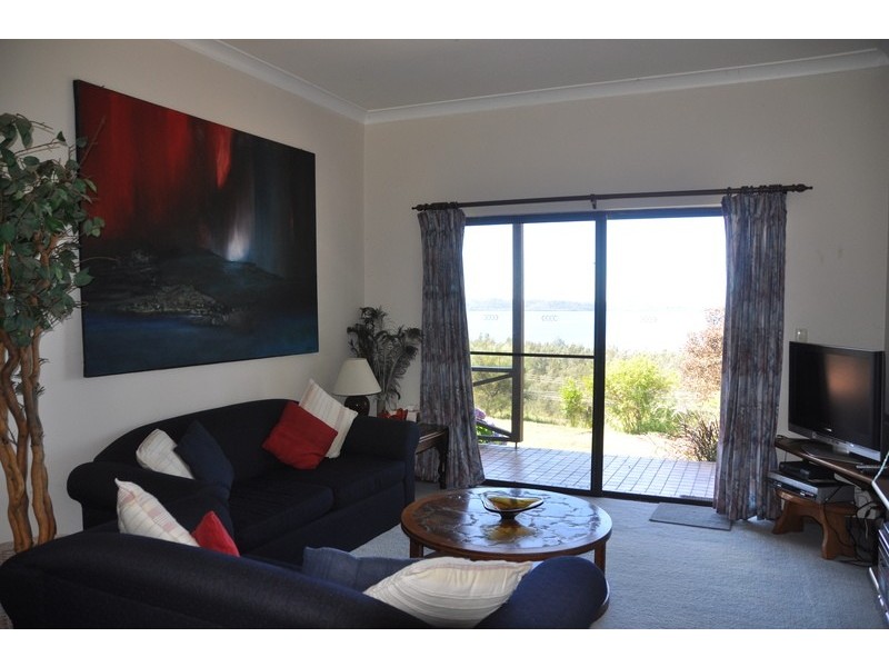 2375 The Lakes Way, Bungwahl NSW 2423