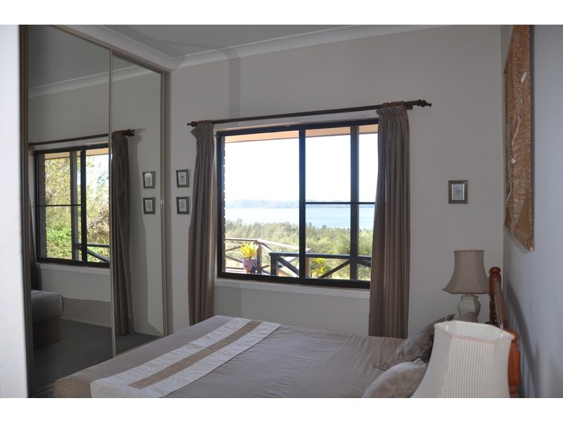 2375 The Lakes Way, Bungwahl NSW 2423