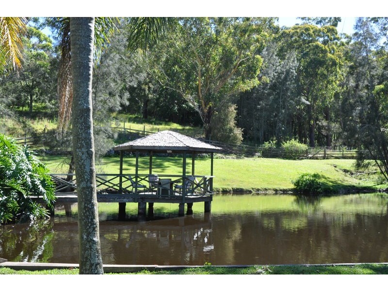 2375 The Lakes Way, Bungwahl NSW 2423