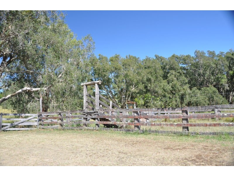 2375 The Lakes Way, Bungwahl NSW 2423