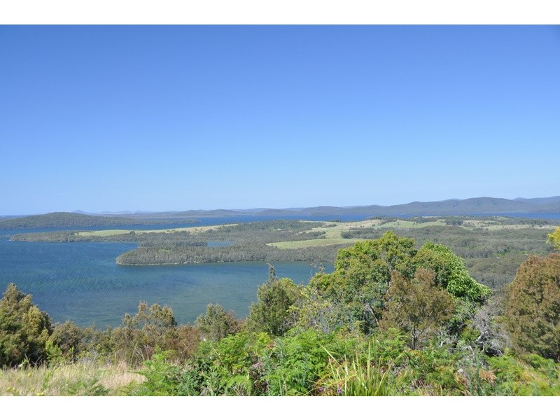 2327 The Lakes Way, Bungwahl NSW 2423