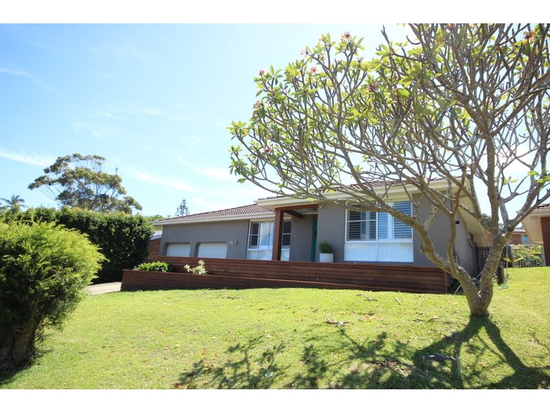 22 Minnibah Circuit, Forster NSW 2428