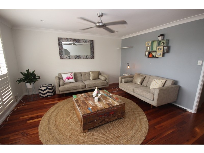 22 Minnibah Circuit, Forster NSW 2428