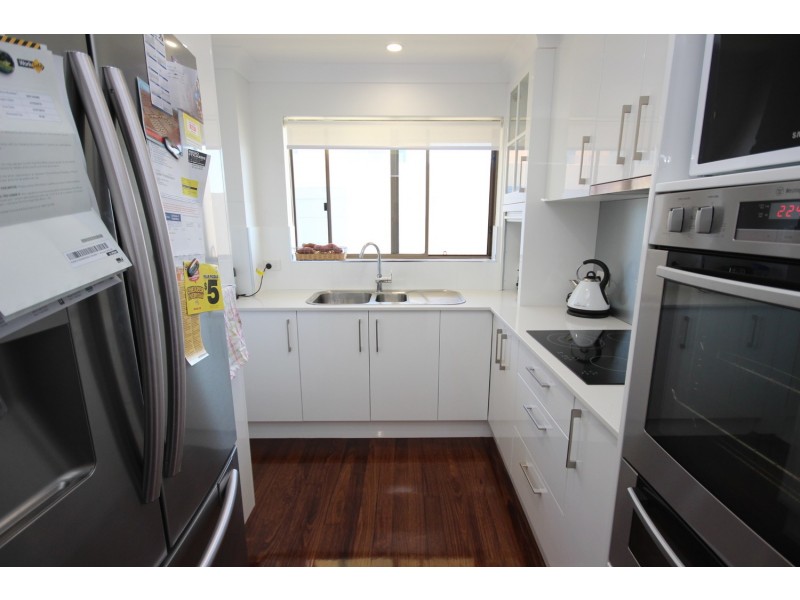 1/3 Wharf Street, Tuncurry NSW 2428