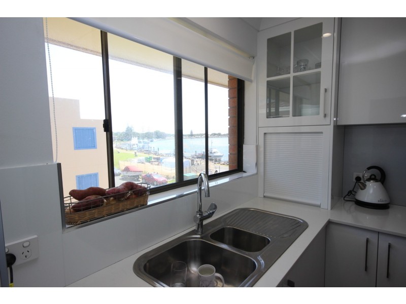 1/3 Wharf Street, Tuncurry NSW 2428