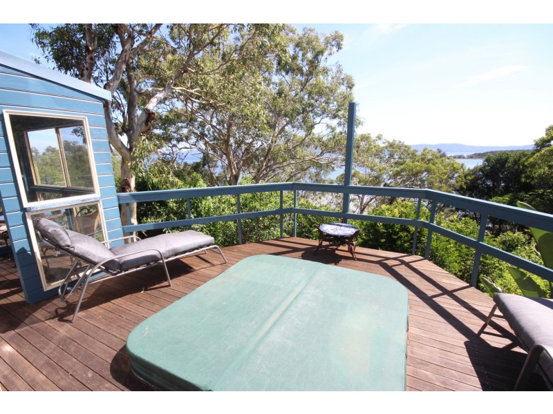 85 Green Point Drive, Green Point NSW 2428