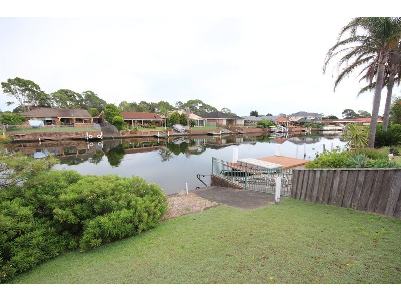 96 Elizabeth Parade, Forster NSW 2428
