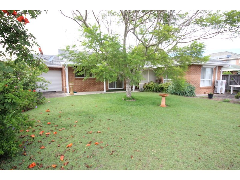 96 Elizabeth Parade, Forster NSW 2428