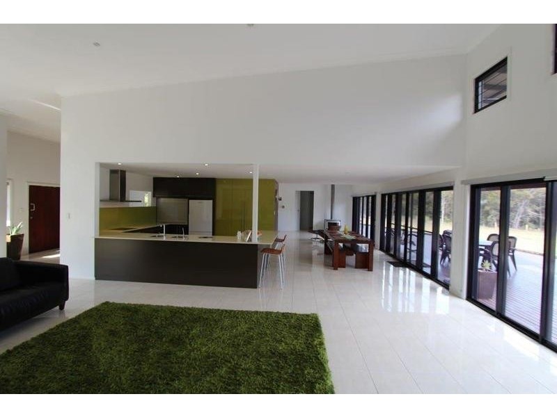 7 Federation Drive, Hallidays Point NSW 2430