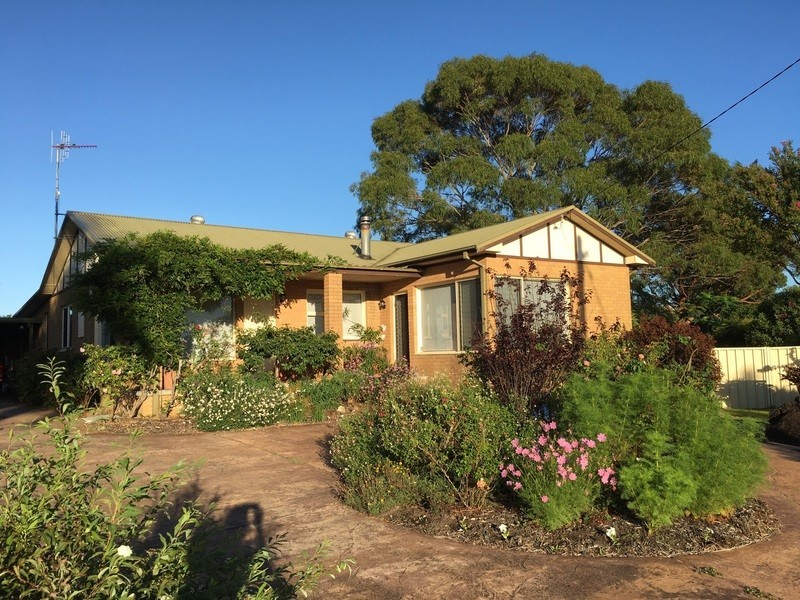 4 Skye Crescent, Forster NSW 2428