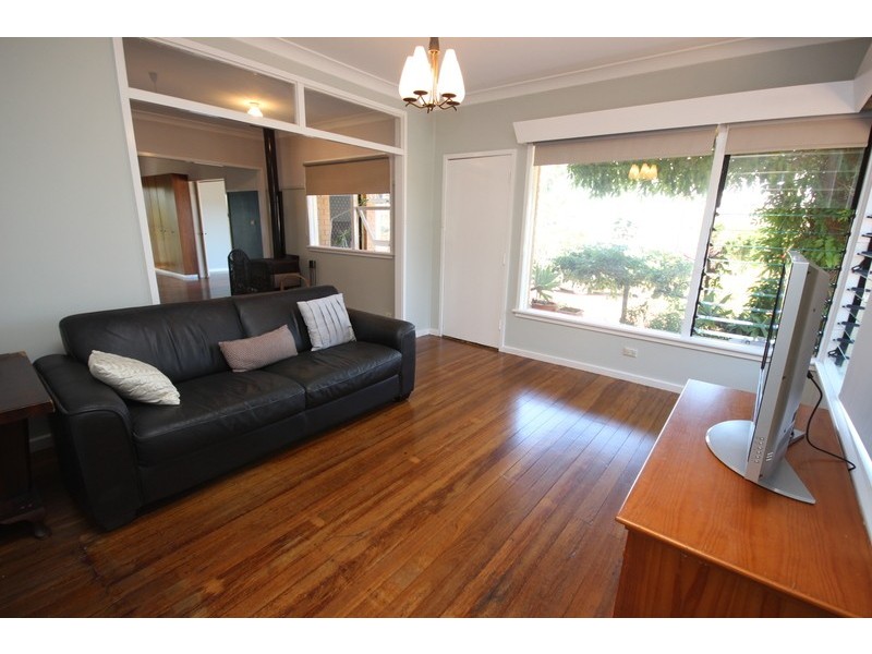 4 Skye Crescent, Forster NSW 2428