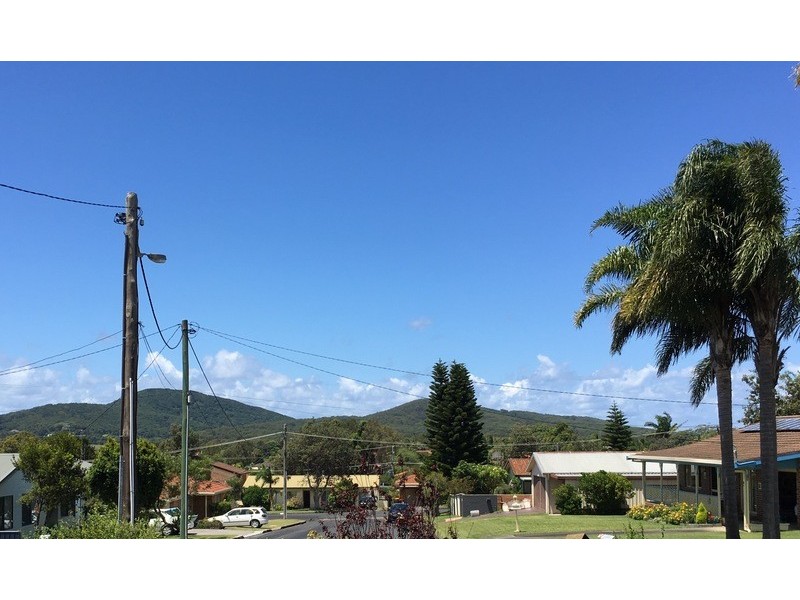 4 Skye Crescent, Forster NSW 2428