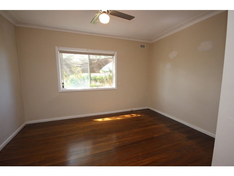 4 Skye Crescent, Forster NSW 2428