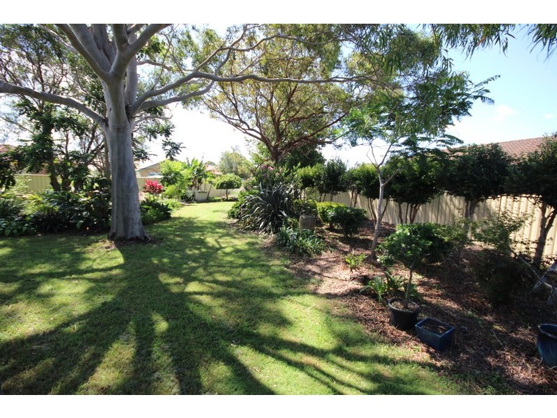 4 Skye Crescent, Forster NSW 2428