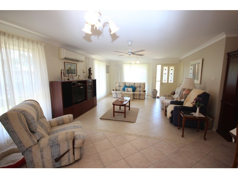 9 Cassina Close, Forster NSW 2428