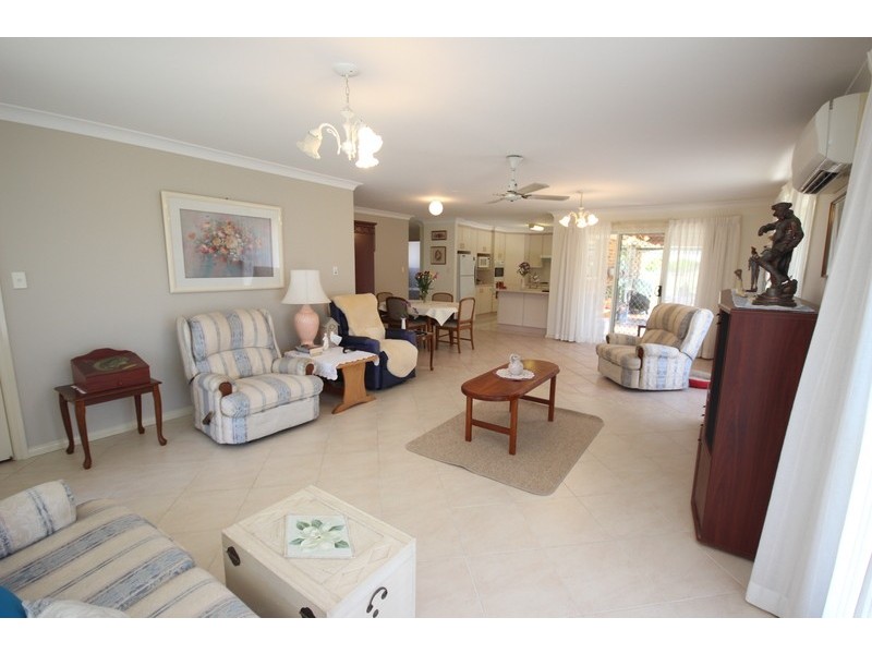9 Cassina Close, Forster NSW 2428