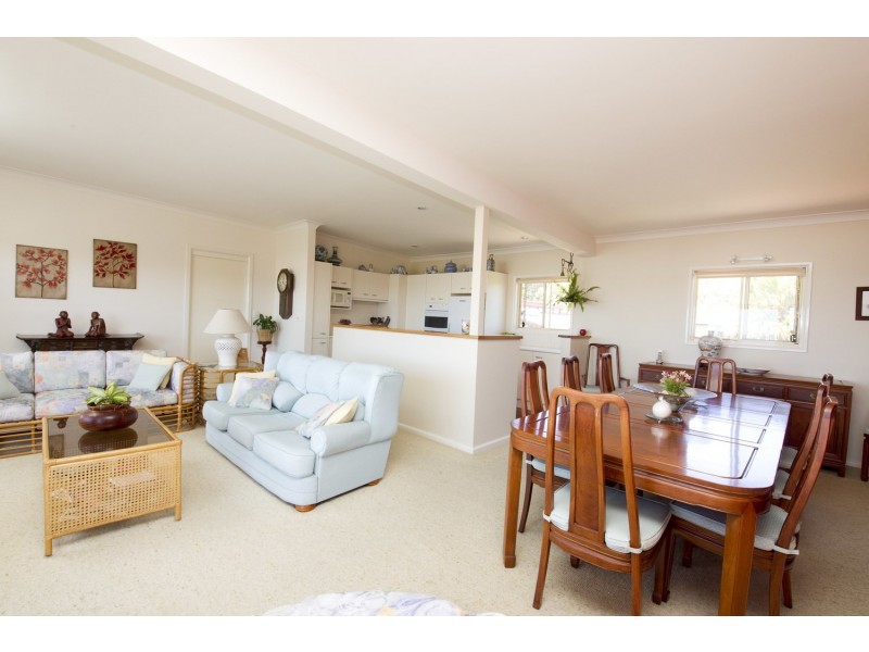 2 Stephen Street, Forster NSW 2428