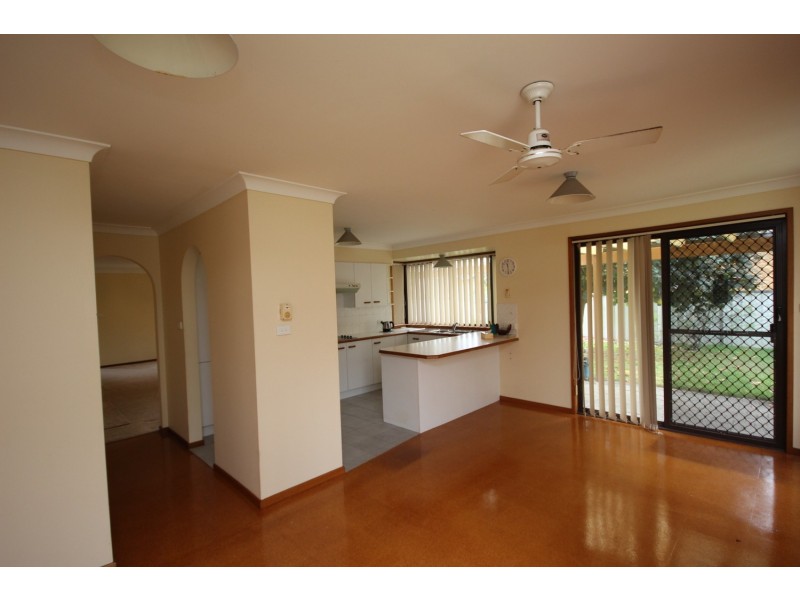 6 Huntly Close, Tuncurry NSW 2428